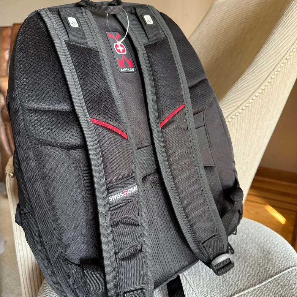 SWISSGEAR Black Backpack - Picture 4 of 10